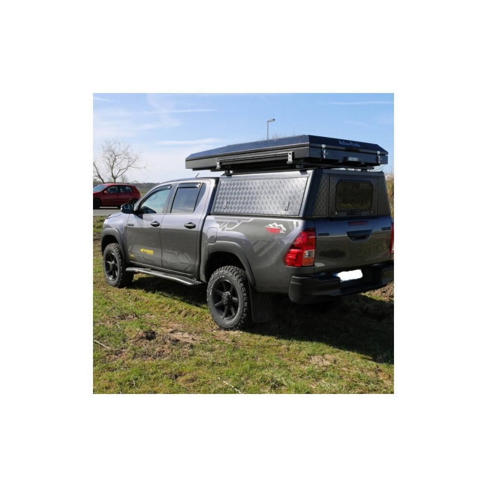 Hardtop Adventure noir Toyota Hilux 2016+ Alu-Cab robuste et fiable